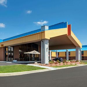 Baymont By Wyndham Muncie Near Ball State University
